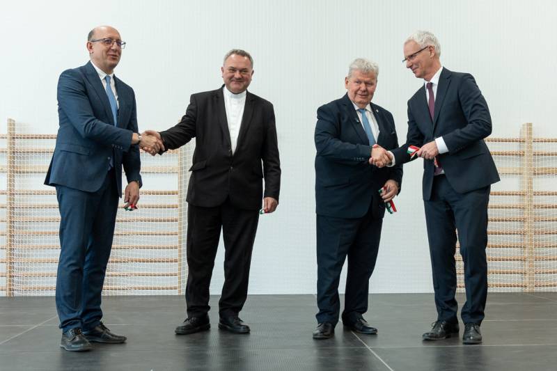 2026_03_11_paks tornacsarnok atadas_69.jpg